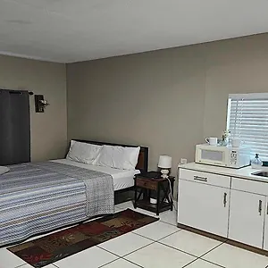 Apartment Castle In Near Airport And Busch Gardens, Tampa