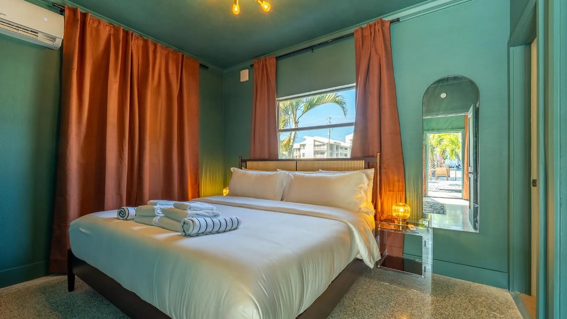 Apartment Monaco Vacation Rentals Clearwater Beach